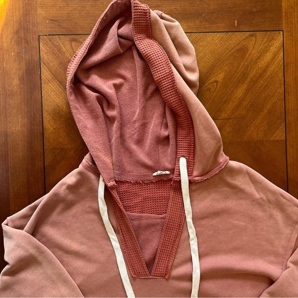 POL oversized pullover sweater with hood | burnt orange | women’s size small - Picture 4 of 10